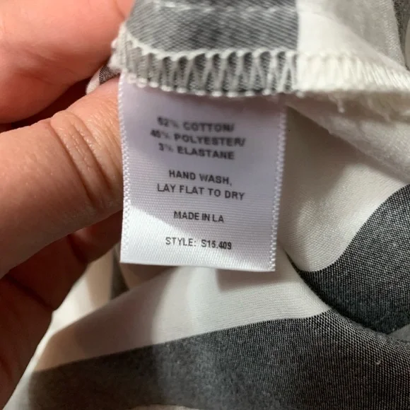 Beckley Gray White Striped Dress Short Sleeve Casual Chic Stretch M